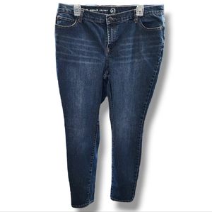 W62 Blue Denim Skinny Jeans